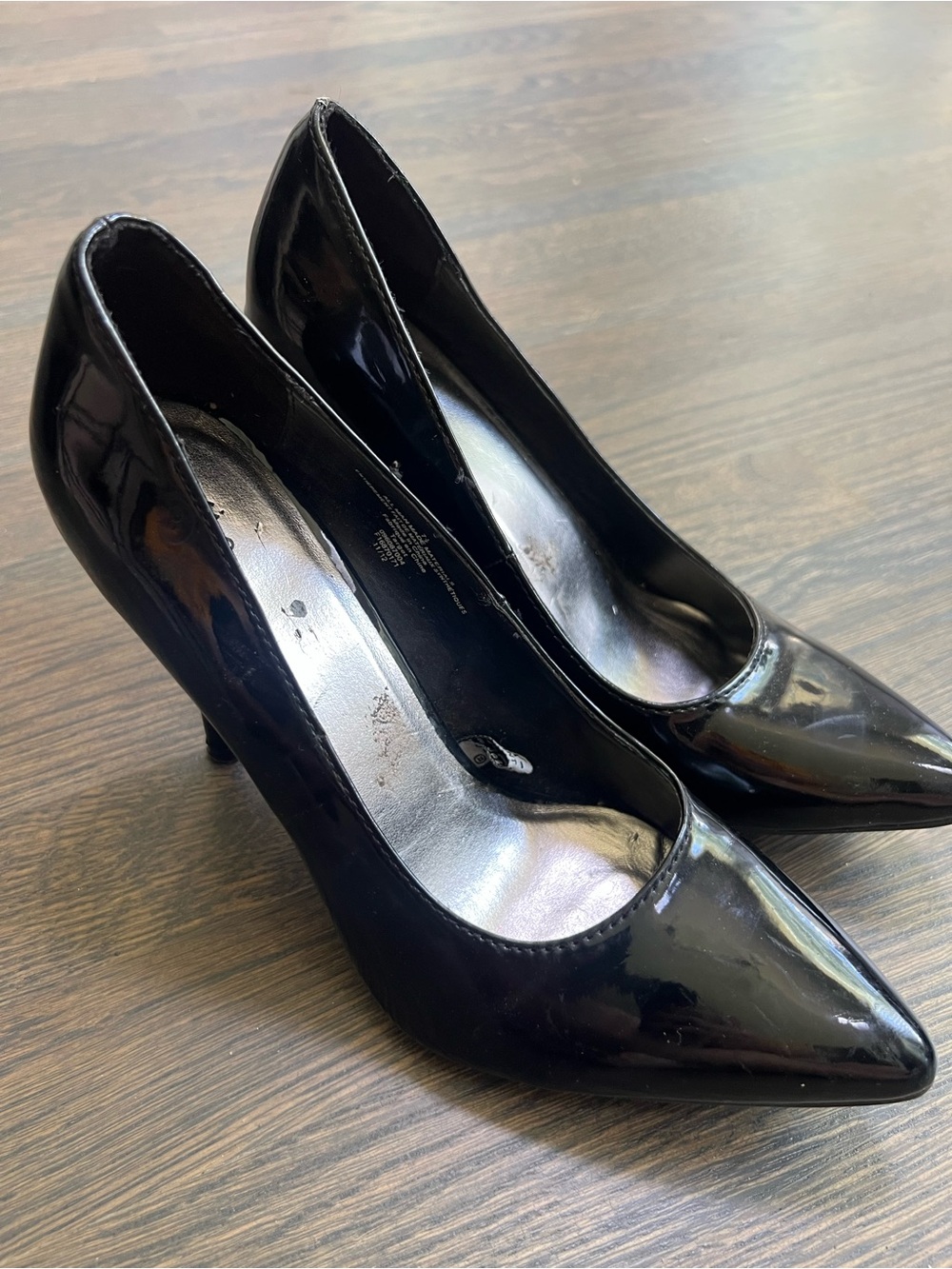 Pointed-Toe Heels - Picture 3 of 5